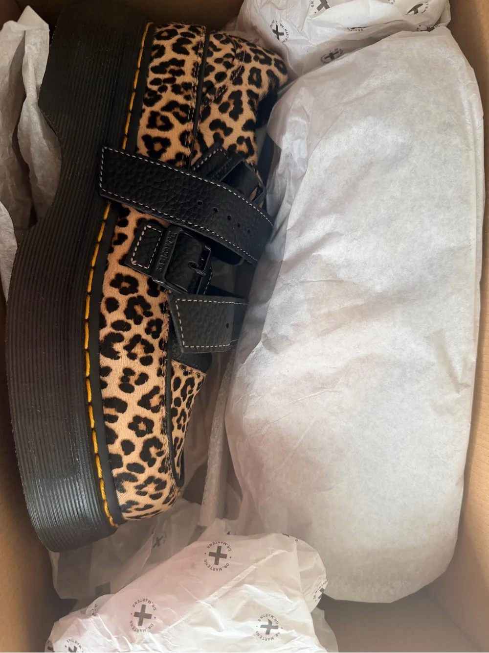Dr Martens Buzz Mary Jane shoes in leopard print size 9